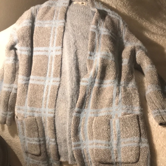 Coat - Picture 5 of 9